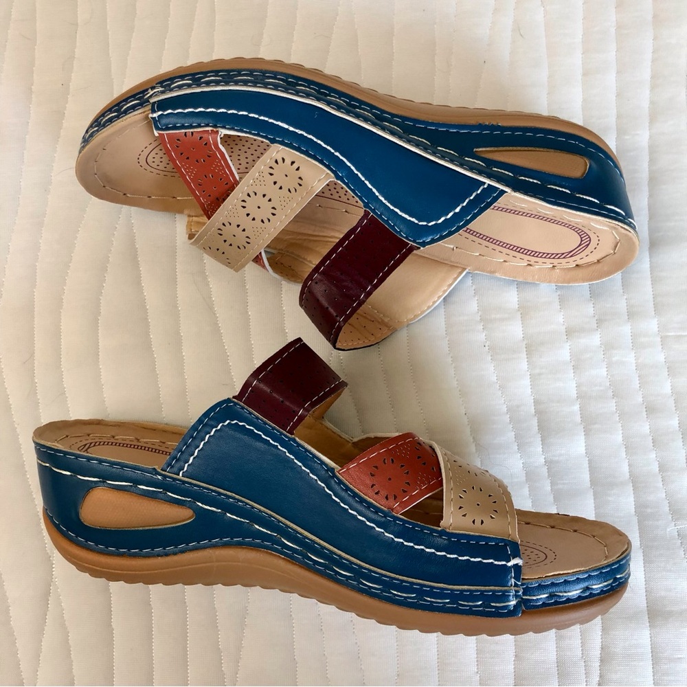NWOT Multi Color Wedge Sandal - Picture 10 of 16
